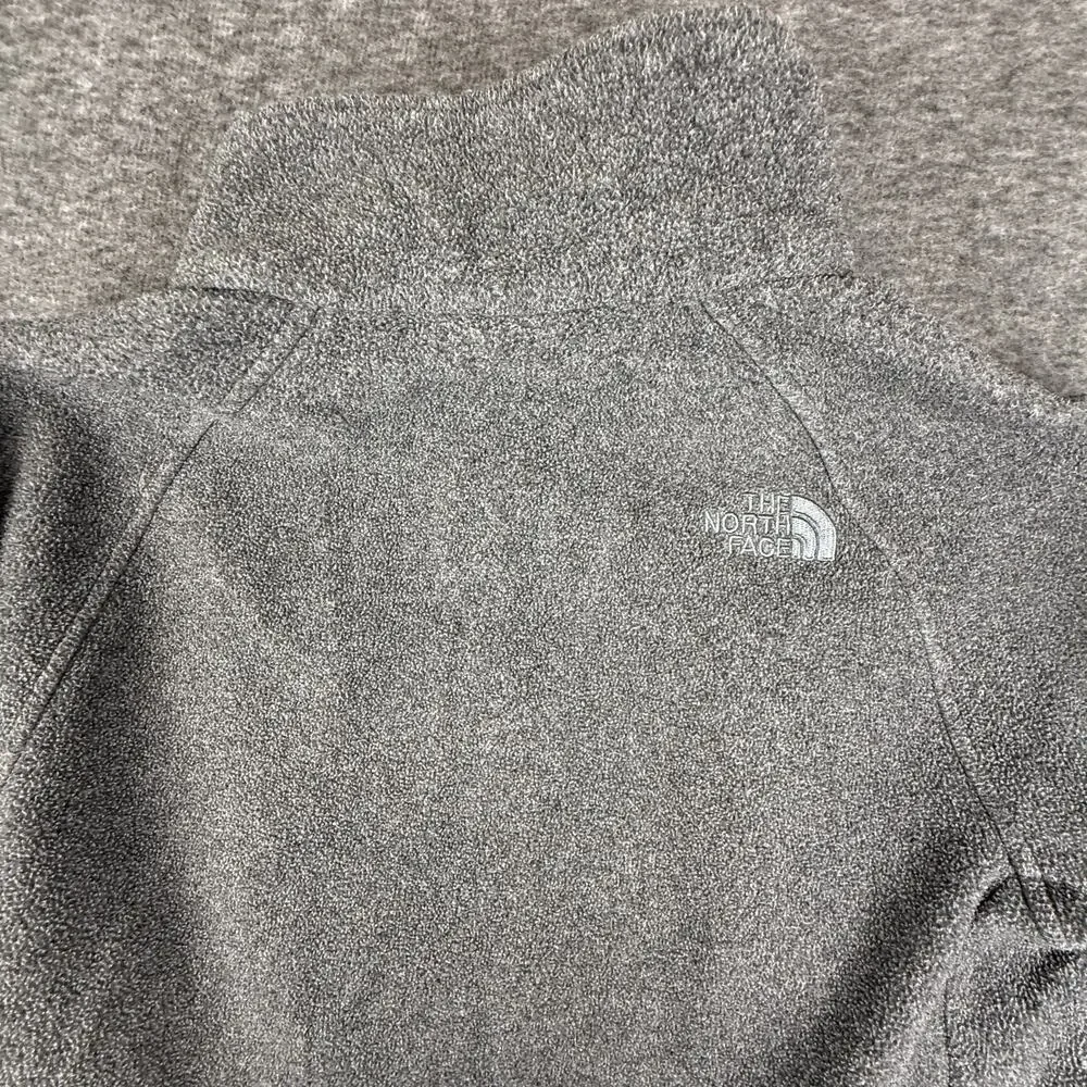 The North Face Men’s Small Gray Full Zip Fleece Jacket